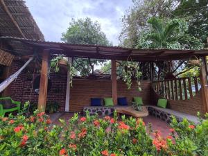 Κήπος έξω από το Tierra de Sol