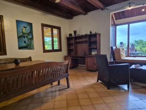 Χώρος καθιστικού στο Lakeview Serenity - Casa Grande