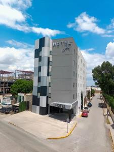 Το κτήριο όπου στεγάζεται  το ξενοδοχείο