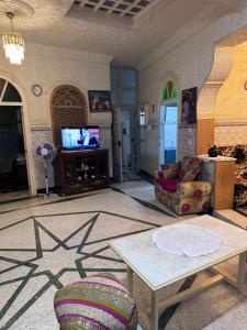 TV a/nebo společenská místnost v ubytování Medina Suite Apartment