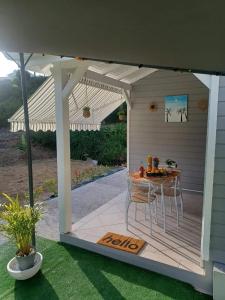 Patio nebo venkovní prostory v ubytování Bungalow confortable à Le Gosier - 20 m² avec jardin + 15 fotografií