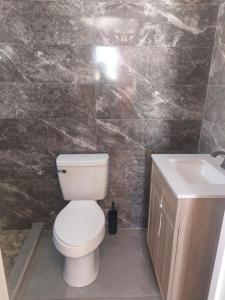 Koupelna v ubytování Your home away from home