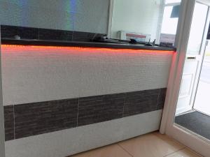 Η κουζίνα ή μικρή κουζίνα στο The Royal Windsor Hotel