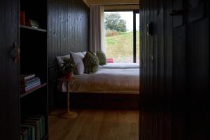 Gallery image of Mad Swans in The Mendips in Farrington Gurney