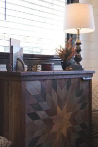 Billede fra billedgalleriet på Hot Tub! The Blue Ridge Luxury Container Home i Bellmead + 29 billeder