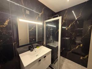 Gallery image of Onar Exclusive Studio Suite in Voroklini