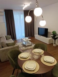 Μια τηλεόραση ή/και κέντρο ψυχαγωγίας στο Planet Green Residence