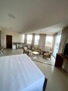 TV a/nebo společenská místnost v ubytování San Fernando Hotel