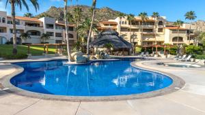 Πισίνα στο ή κοντά στο Spectacular 2 BR Oceanview Penthouse