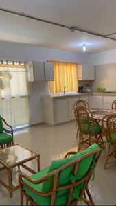 Η κουζίνα ή μικρή κουζίνα στο Villas Guayanamar