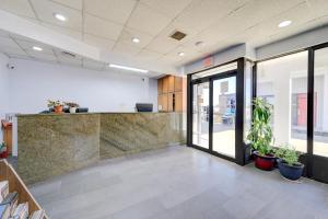 Vstupní hala nebo recepce v ubytování Capital O Travelers Inn Lawton Fort Sill