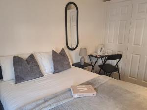 Ένα ή περισσότερα κρεβάτια σε δωμάτιο στο Contractor rooms +3 φωτογραφίες