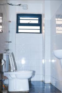 Phòng tắm tại Lakeview Luxe Haven