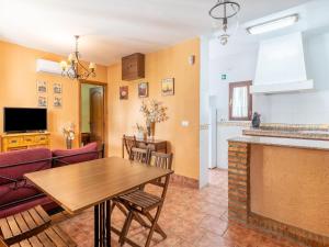 Η κουζίνα ή μικρή κουζίνα στο Studio in Spain with Private Pool and Garden