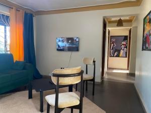 Μια τηλεόραση ή/και κέντρο ψυχαγωγίας στο Nzuri Homes