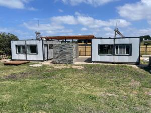 Hoone, kus puhkemaja asub