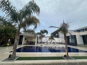 Afbeelding uit fotogalerij van La Mirage Villa in Rrushkull