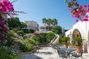 O grădină în afara Hotel Ristorante Panoramico