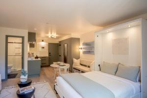 Istumisnurk majutusasutuses Angani Studio - Elkhorn Resort Amenities Included +18 fotot