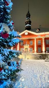 Το Town Hall Square View Apartment τον χειμώνα