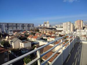 Nespecifikovaný výhled na destinaci Bagneux nebo výhled na město při pohledu z ubytování v soukromí