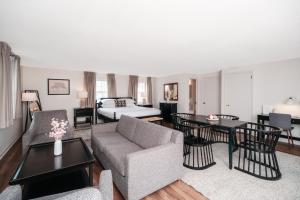 Χώρος καθιστικού στο The Ellery