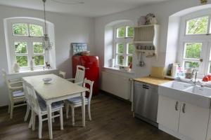 Kuchyň nebo kuchyňský kout v ubytování Inselhaus 313
