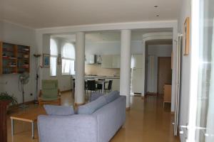 Kuchyň nebo kuchyňský kout v ubytování Casa Cedraia