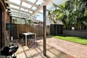 Zahrada ubytování Charming 2Bed Home Near Cafés & Racecourse