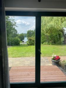 Κήπος έξω από το Ferienwohnung Am Wurlsee