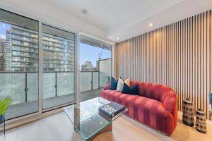 Χώρος καθιστικού στο Mövenpick Suites - Toronto Entertainment District