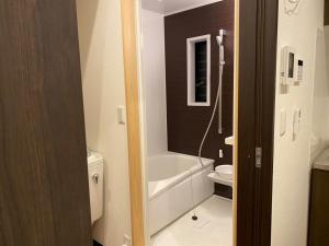 Koupelna v ubytování LEGALCOURT - Vacation STAY 18279 + 5 fotografií