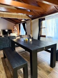 Φωτογραφία από το άλμπουμ του King Cabin  +22 φωτογραφίες