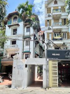 Το κτήριο όπου στεγάζεται  το διαμέρισμα