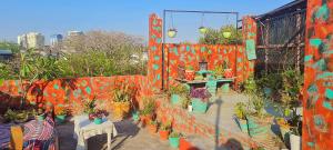 Imagen de la galería de Designer luxury flat with greenry best location in south Delhi, en Jāmb