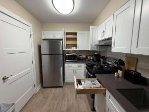 Fotografie z fotogalerie ubytování 1 BR Stylish Apt Near ATT Six Flags v destinaci Grand Prairie