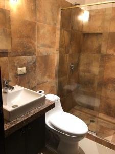 Ванная комната в Kiwi Home Hostel