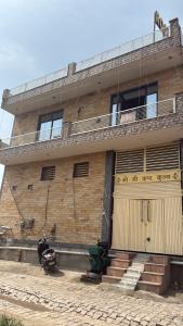 Το κτήριο όπου στεγάζεται  το ξενοδοχείο