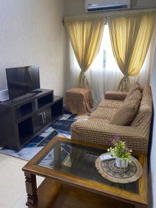 TV a/nebo společenská místnost v ubytování ACOGEDOR DEPARTAMENTO para 4 personas + 5 fotografií