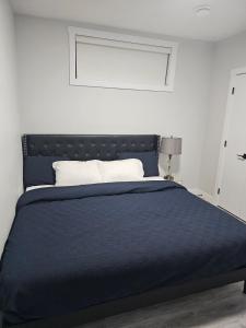 Φωτογραφία από το άλμπουμ του Cozy on Baywater Modern 2 bedroom apartment suite σε Airdrie