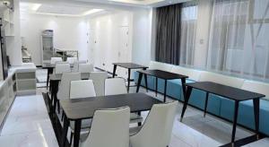 Posezení v ubytování Xana Lite·Zhangjiakou Baozili Resort