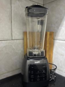 Příslušenství pro přípravu čaje a kávy v ubytování Eka Haven, Apartment in Dar es salaam