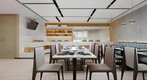 ein Esszimmer mit Tisch und Stühlen in der Unterkunft Gya Hotel Shanghai Xizang Bei Road Metro Station in Shanghai