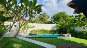 Πισίνα στο ή κοντά στο Found Mansion