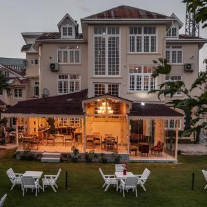 Το κτήριο όπου στεγάζεται  το ξενοδοχείο