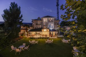 Billede fra billedgalleriet på Heritage Bungaow i Srinagar + 56 billeder