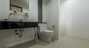 Koupelna v ubytování At One Hotel Chiangrai + 162 fotografií