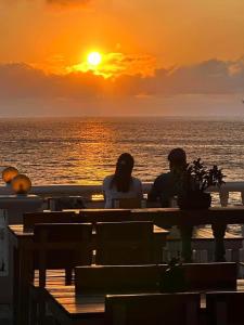 Φωτογραφία από το άλμπουμ του shanedel's inn & café στο Basco +15 φωτογραφίες