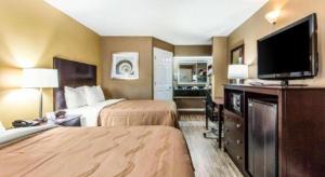 Φωτογραφία από το άλμπουμ του Quality Inn Bessemer I-20 exit 108 σε McCalla +77 φωτογραφίες