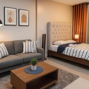 Una cama o camas en una habitación de BGC Luxe Stay Facing Uptown Mall & Grand Hyatt